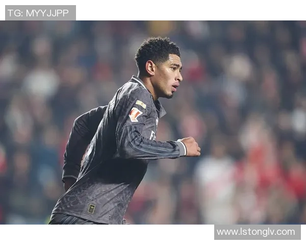 西甲激战本菲卡逆转曼城补时绝杀引发全场狂欢转会传闻再起